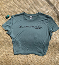 Load image into Gallery viewer, Mālama Honua Women's Everyday Cropped Tee