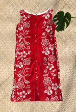 Load image into Gallery viewer, Vintage Malihini Mu'u