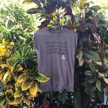 Load image into Gallery viewer, Kū a māloʻeloʻe Wahine Flowy T-Shirt